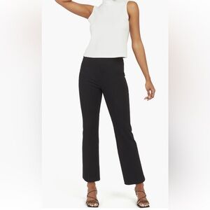Spanx on the Go Kick Flare Pants Sz M